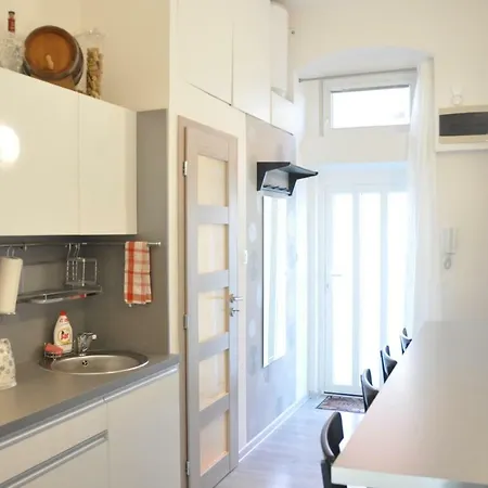 Modern & Historic Daire Bratislava